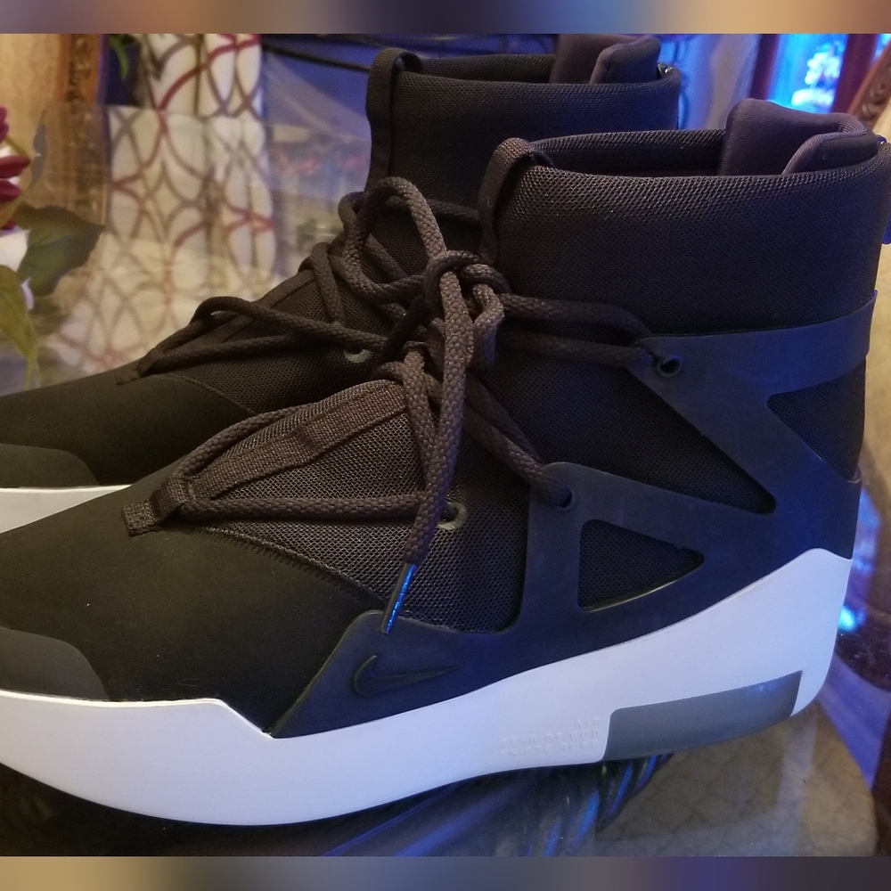 Nike Air Fear Of God 1 Black Men Sz 10 RARE🔥